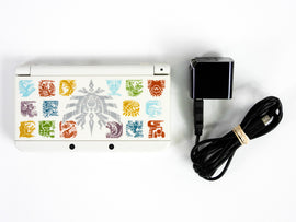 New Nintendo 3DS System White + Monster Hunter 4 Ultimate Cover