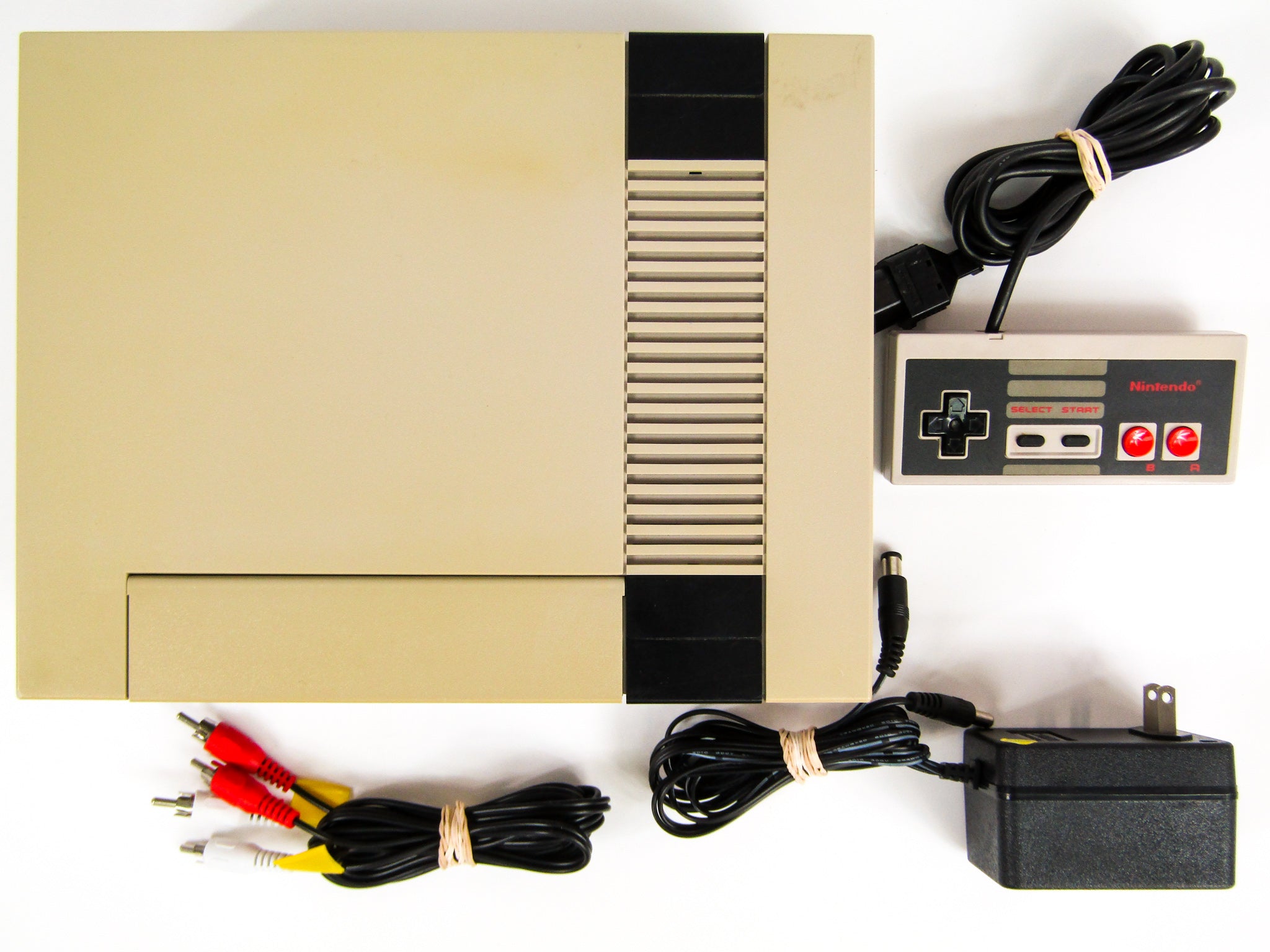 Nintendo NES System – RetroMTL