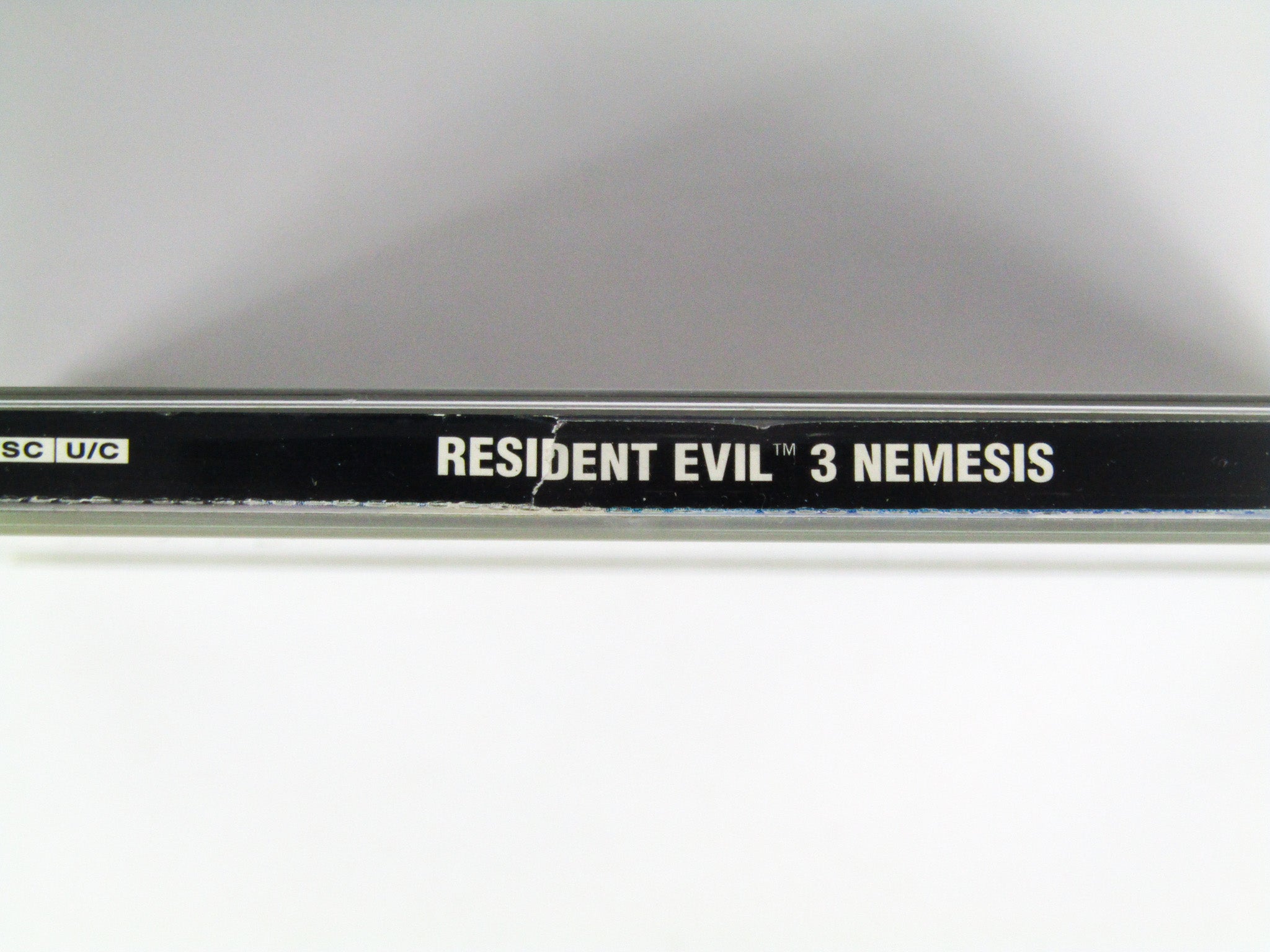 Resident Evil 3 Nemesis (Playstation / PS1) - RetroMTL