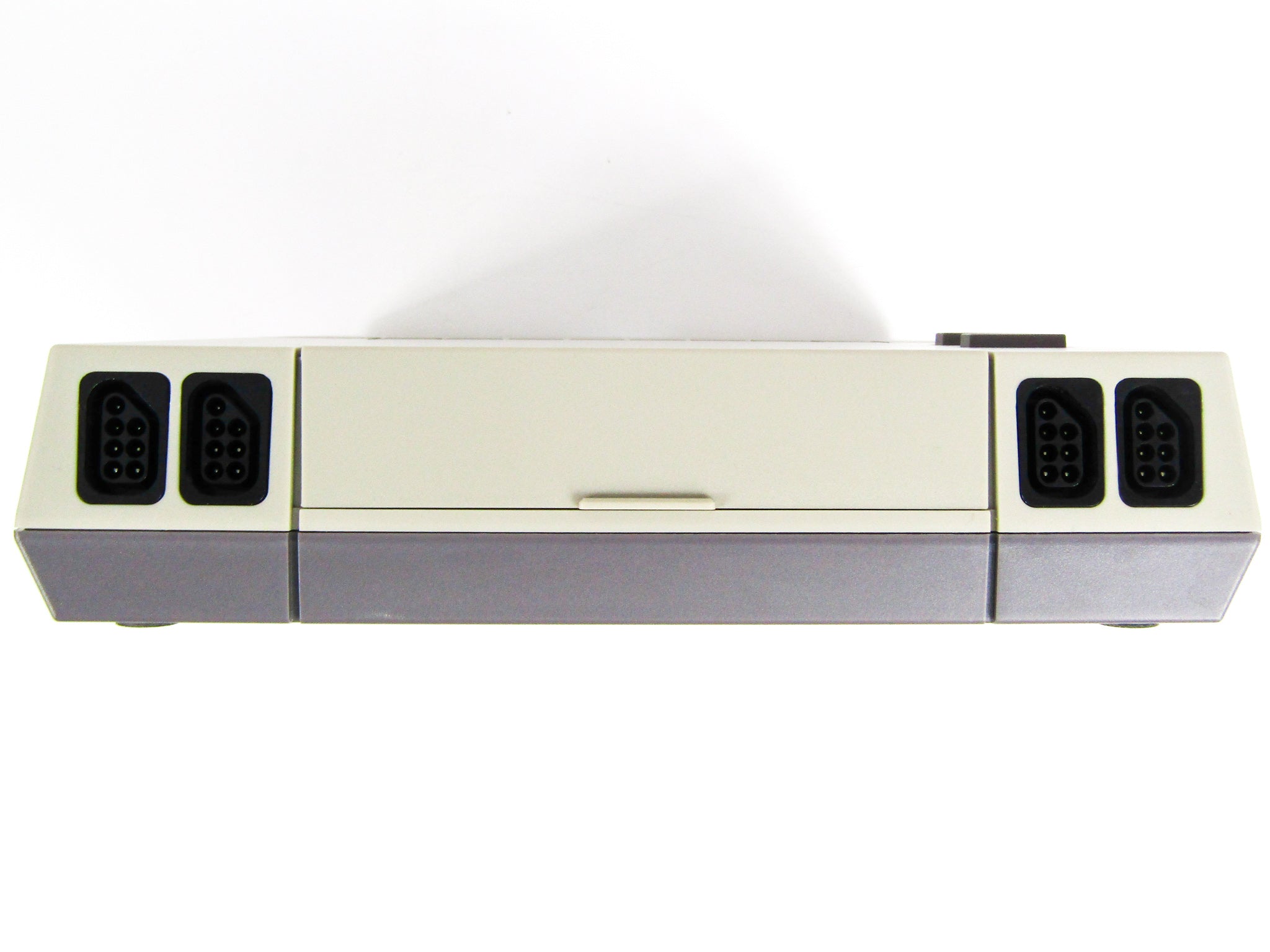 AVS System [RetroUSB] (Nintendo / NES) - RetroMTL